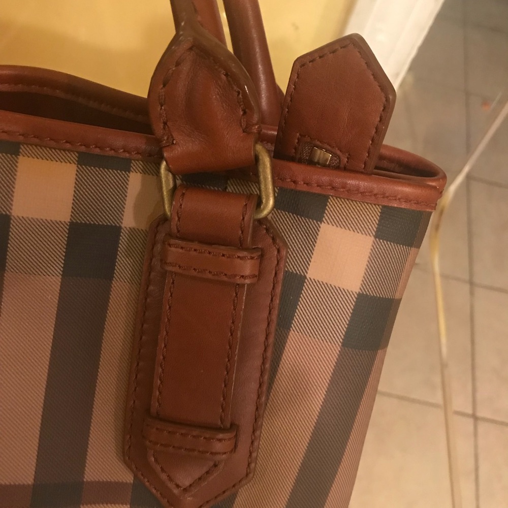 Handbag - Picture 3 of 8